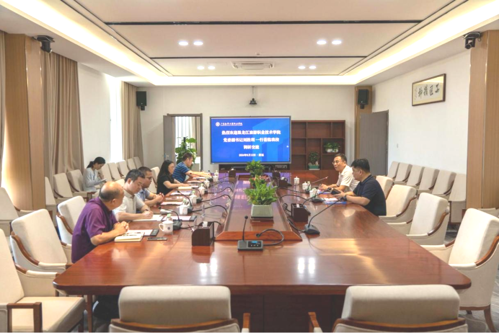 9EAF1A7276A8B422011476B7EBB_E8C181B2_140F69 9EAF1A7276A8B422011476B7EBB_E8C181B2_140F69