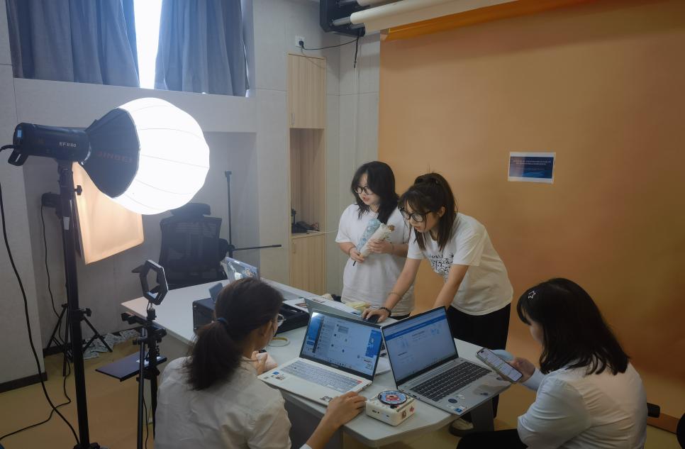 �齫����2(�й���)�ٷ���վ - IOS/��׿ͨ�ð�/�ֻ�APP����