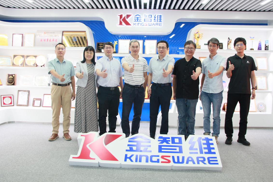 17285DD640738530B4B8144DC7D_C998B488_210D6.jpg?e= 17285DD640738530B4B8144DC7D_C998B488_210D6.jpg?e=