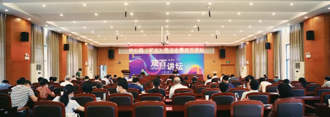 B8E4E0477007A3F4D253BE2DF74_67483C04_3CB61.jpg?e= B8E4E0477007A3F4D253BE2DF74_67483C04_3CB61.jpg?e=