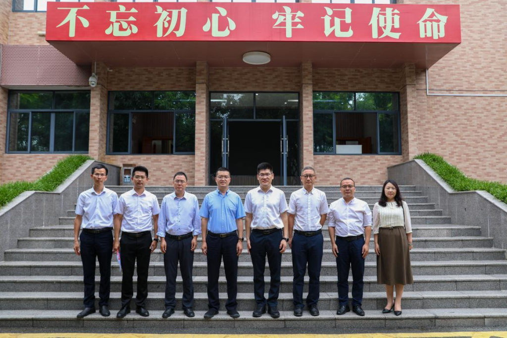 �齫����2(�й���)�ٷ���վ - IOS/��׿ͨ�ð�/�ֻ�APP����