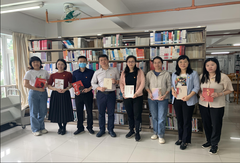 9F96BF94DF2C1FA2985721F403D_A365841C_CF150