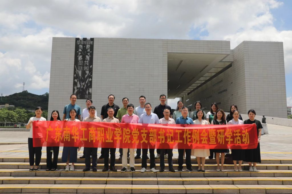 8F76645F6523E3DD3968AFE00EC_0F8BB7C9_1883D.jpg?e=