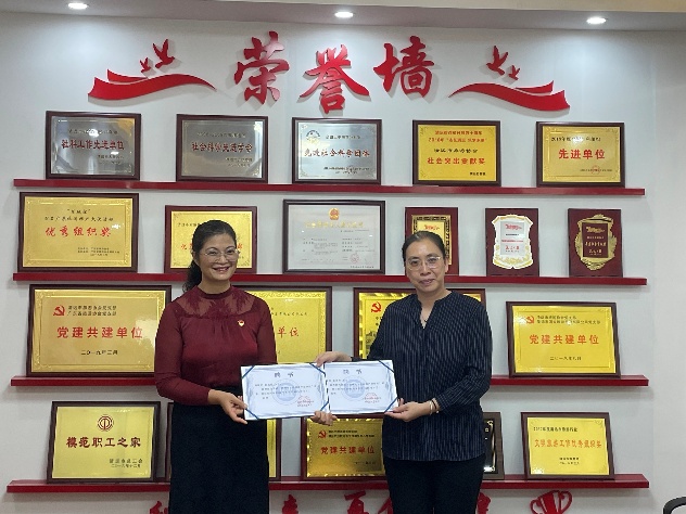 A798CB154EC41A35E5E4FB58208_E2349772_212D8