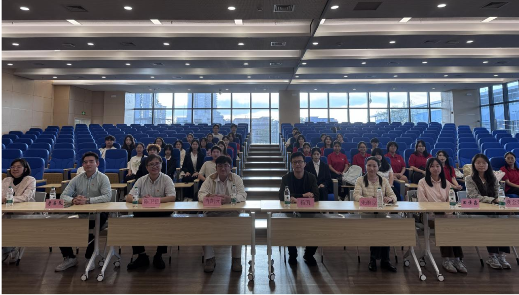 7DAE4BE88E86F539DA165A2A37E_C836DE0A_11DA99 7DAE4BE88E86F539DA165A2A37E_C836DE0A_11DA99