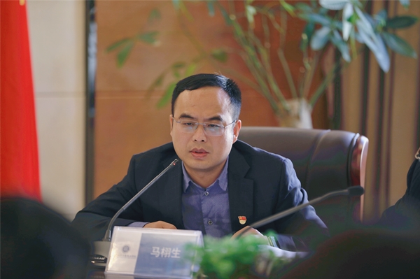 4CFA0EF60C17B2790DE117E646E_D10180D0_22F88.jpg?e= 4CFA0EF60C17B2790DE117E646E_D10180D0_22F88.jpg?e=