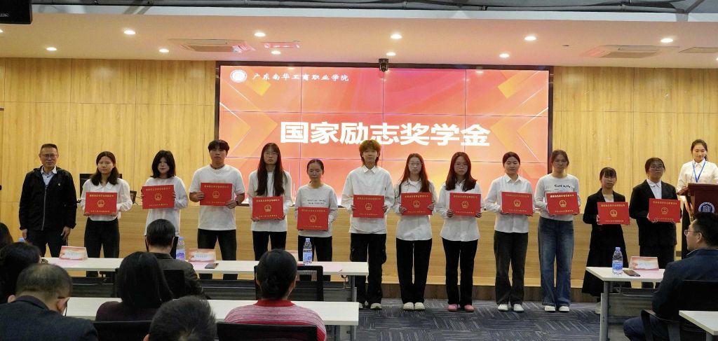 C580E3571DCBDE0D112D7526E2C_86932396_16B34 C580E3571DCBDE0D112D7526E2C_86932396_16B34