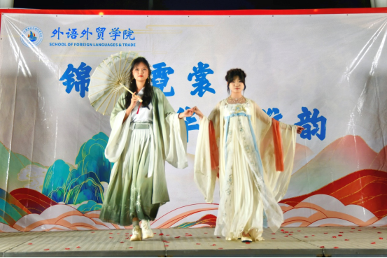 1C0595AFD499635C4C884AD81E0_3B7E3FAF_C7B4A.png?e= 1C0595AFD499635C4C884AD81E0_3B7E3FAF_C7B4A.png?e=