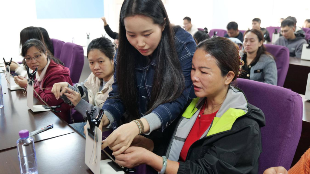 76103EFCB2239A7E352B4DED9CD_4759A011_135370