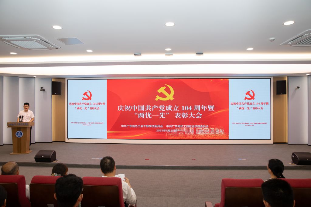 8D74BED8993052428D30F50C7FE_5B98B832_13CFC 8D74BED8993052428D30F50C7FE_5B98B832_13CFC