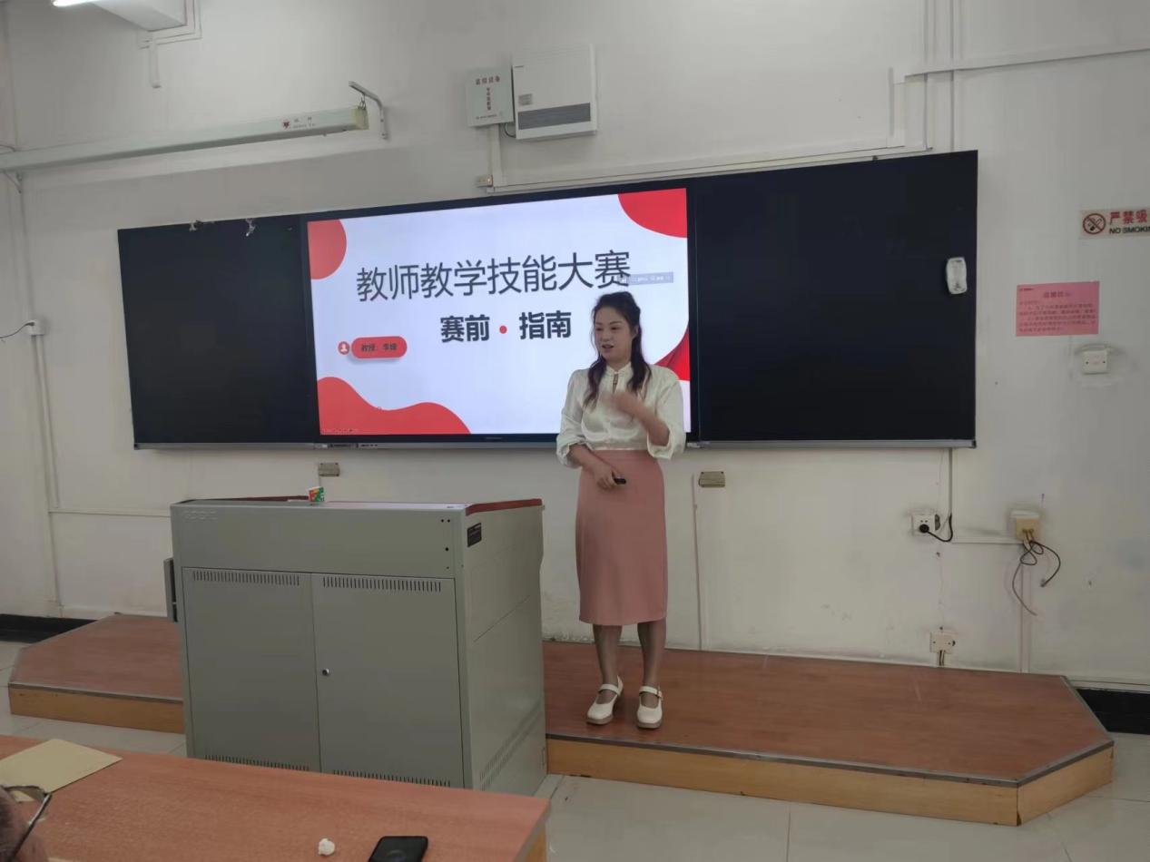 40256E3011F19A0F3A4A0DB7900_1E775912_121F5.jpg?e= 40256E3011F19A0F3A4A0DB7900_1E775912_121F5.jpg?e=