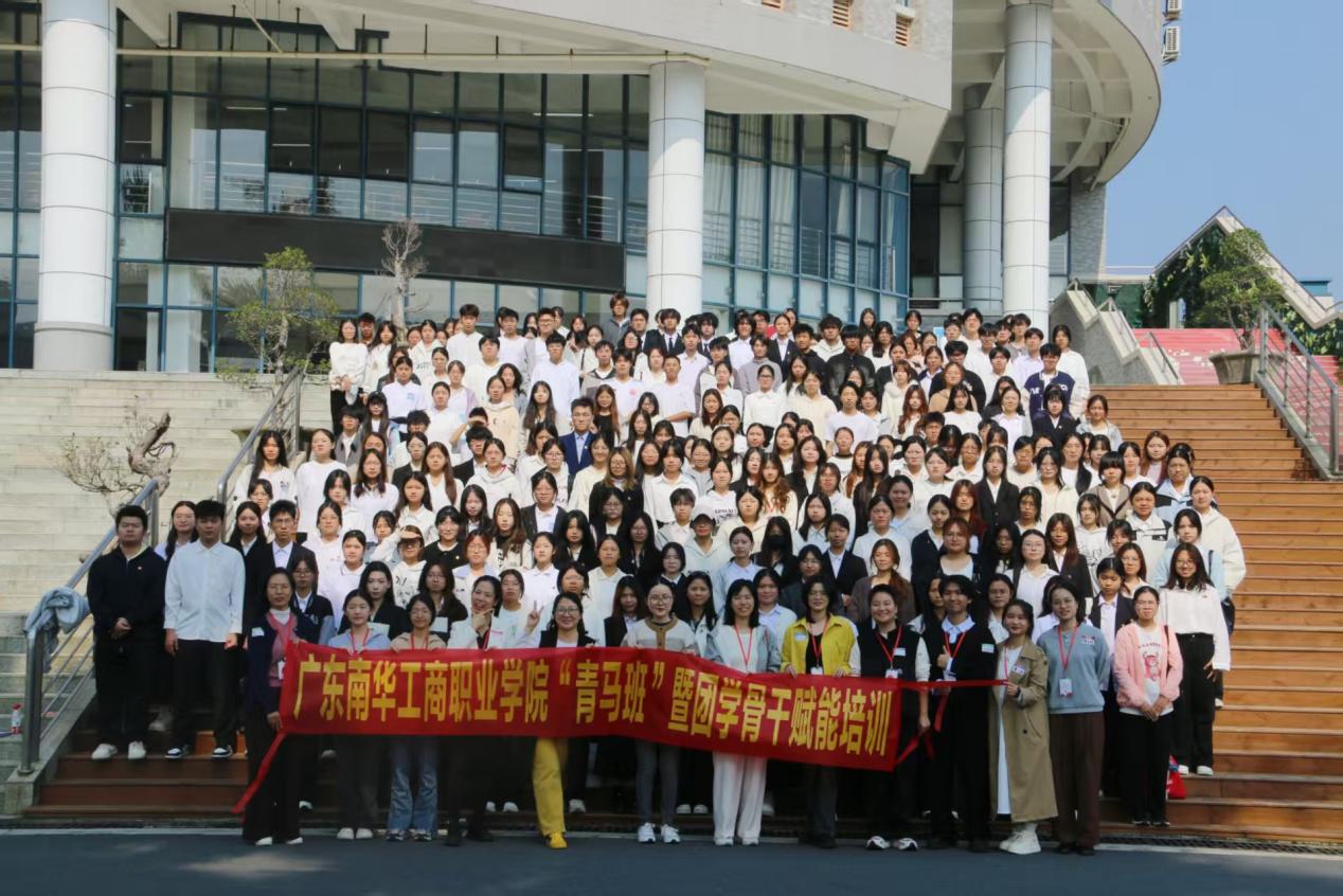 Â齫ºúÁË2(ÖйúÓÎ)¹Ù·½ÍøÕ¾ - IOS/°²×¿Í¨Óðæ/ÊÖ»úAPPÏÂÔØ