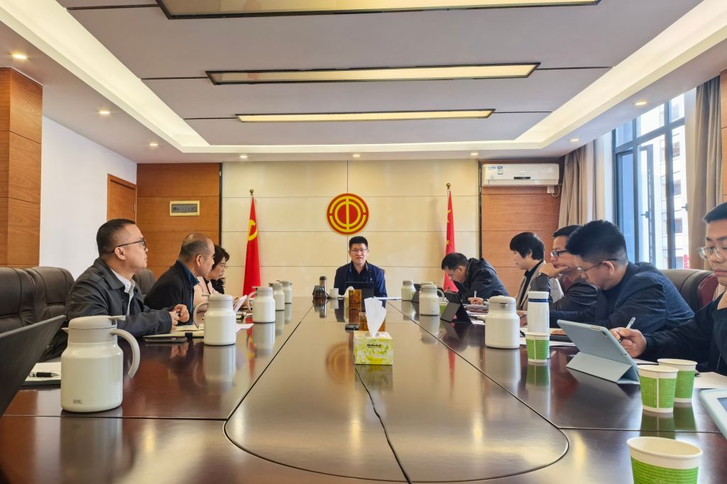 28A1BCA7725D4C1F7A369C11FAA_E4C46C28_183BF