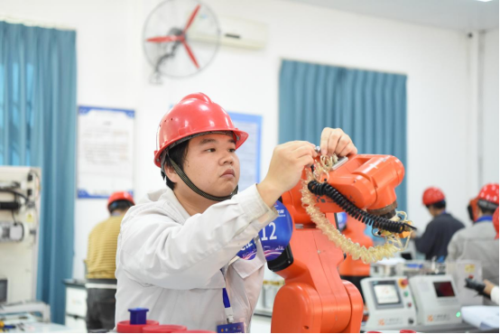 B507345D0A0C5155BBCA2A8B856_72C6A9B0_C89C3