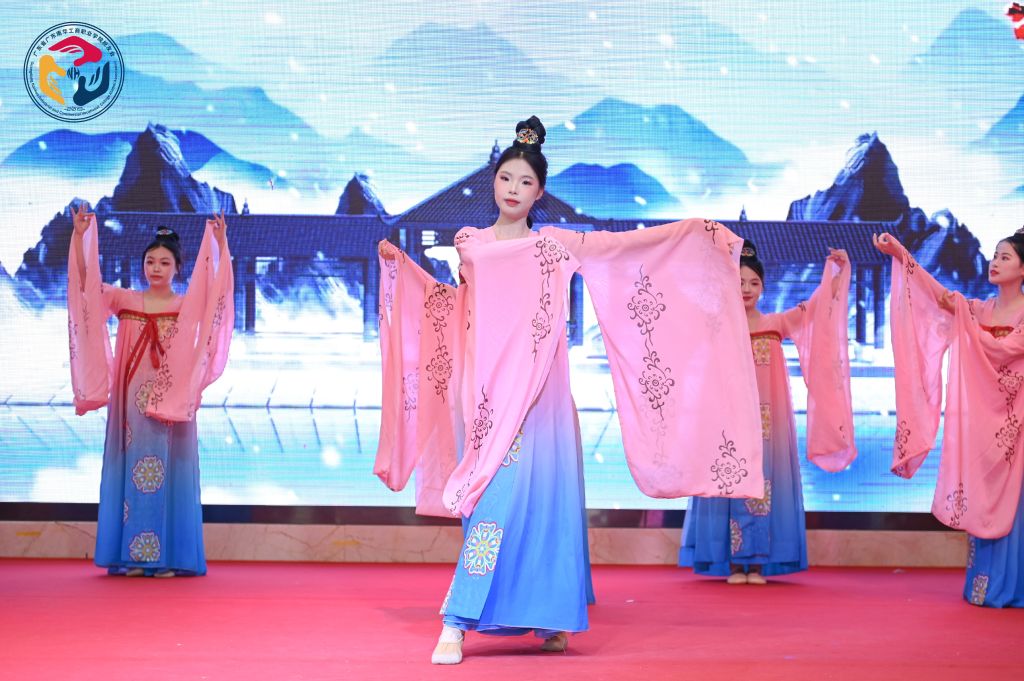 Â齫ºúÁË2(ÖйúÓÎ)¹Ù·½ÍøÕ¾ - IOS/°²×¿Í¨Óðæ/ÊÖ»úAPPÏÂÔØ