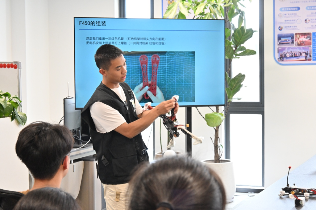 5D4E3DAC3E5772BD423D4647BDE_DFC15AE7_147C89