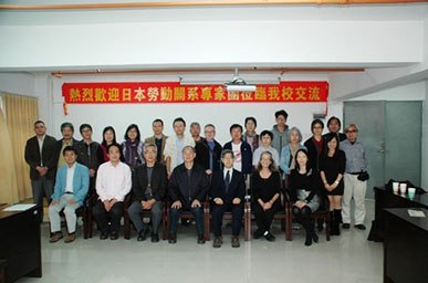 F96BB22063B9C20A7B72186A2A8_FEF68F17_B4A1