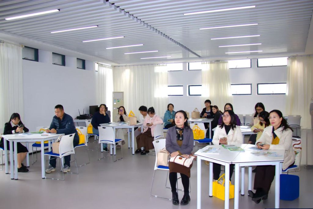 EC7AFC47C15772AA3FB3323455B_D2E8BF80_1863D