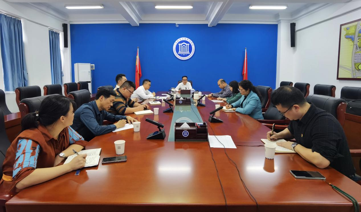 C2167F99CAB0B8B08B573C340DA_4C661BCB_E5878.png?e= C2167F99CAB0B8B08B573C340DA_4C661BCB_E5878.png?e=