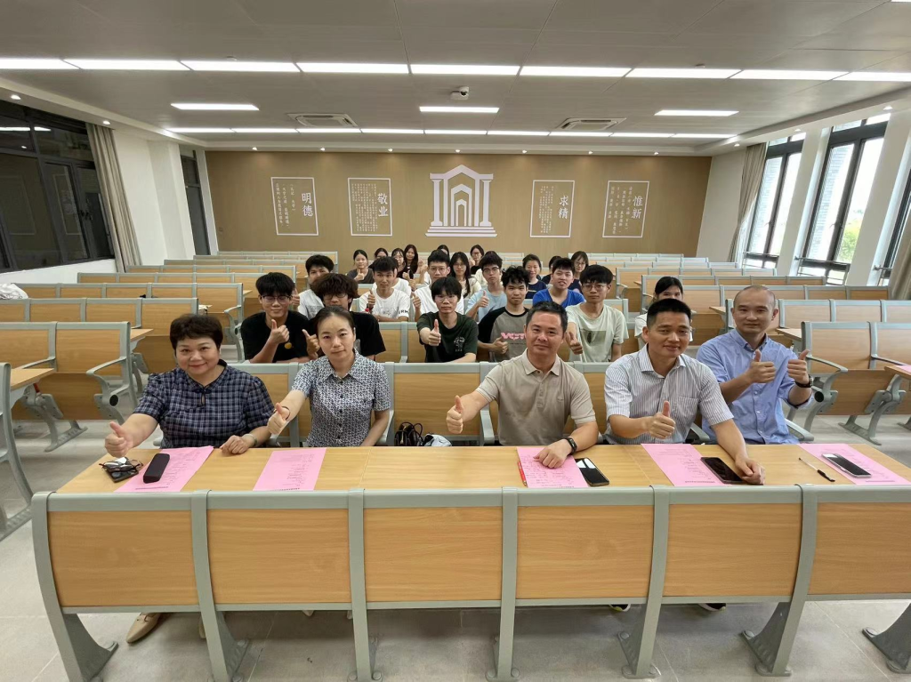 FDB5AAA1D32B3568C2F36DF3B1C_4D8369FB_168186