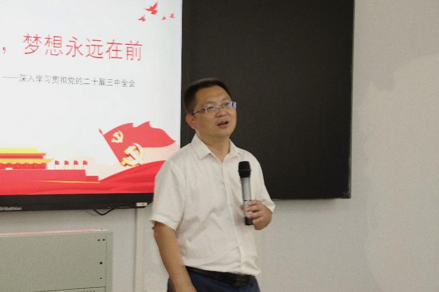 B3EC0BEF72A6DB85025555B58F5_5B4B7CD1_9ED1