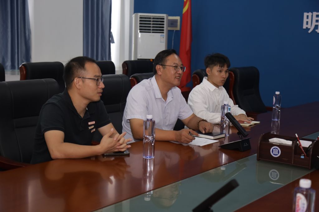 98A7A95095E624179AB7405B121_369E98A8_F829