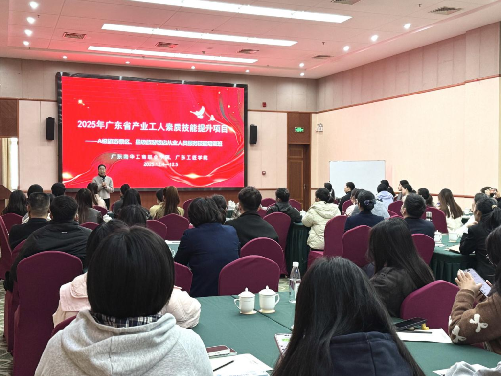 8007A27AC06EDAE50BCA668C950_9EA6C5C7_179D60