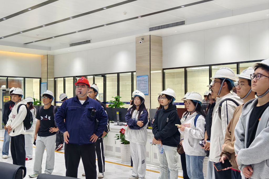 02FF41E38F97936706E1619F7E9_6F4613C3_1DE82 02FF41E38F97936706E1619F7E9_6F4613C3_1DE82