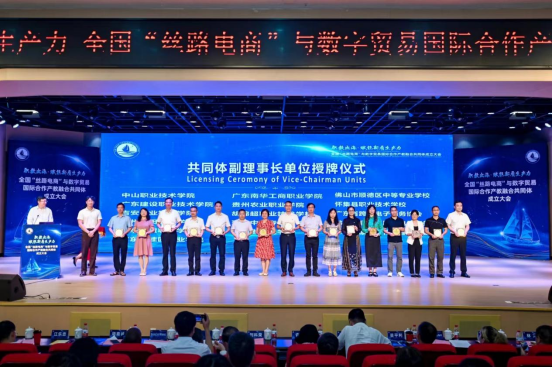 86F4DF2713E4E2CDB0FE4AF9EFF_FB35580C_C6CE5.png?e=