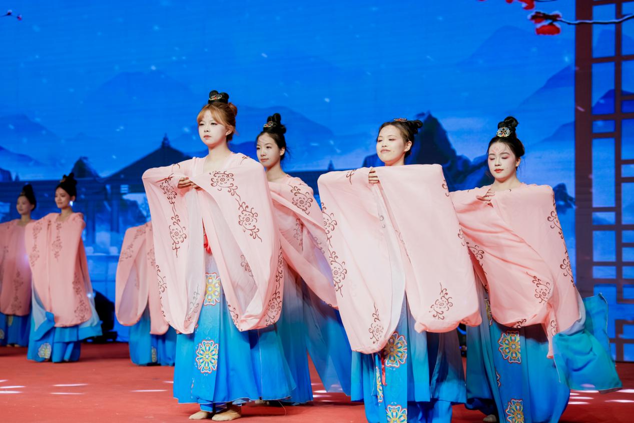 Â齫ºúÁË2(ÖйúÓÎ)¹Ù·½ÍøÕ¾ - IOS/°²×¿Í¨Óðæ/ÊÖ»úAPPÏÂÔØ