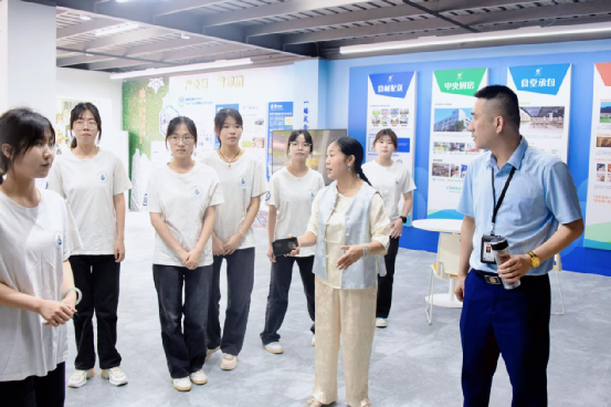 2D23361B8F10752E4AECFF9FCF2_1D492737_6BD40