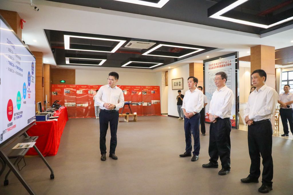 E2C0B25D03EA927FC288DAF8B0F_0E014200_196A0