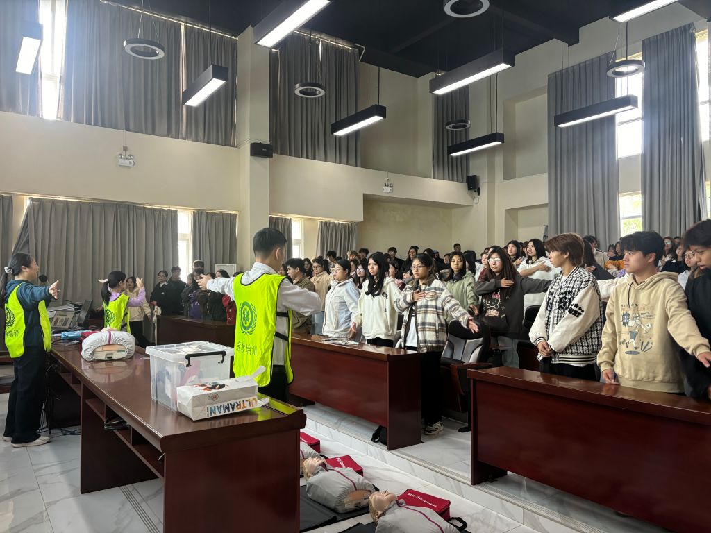 409B84854EBFC093FFC1C139987_436E1BD0_20461